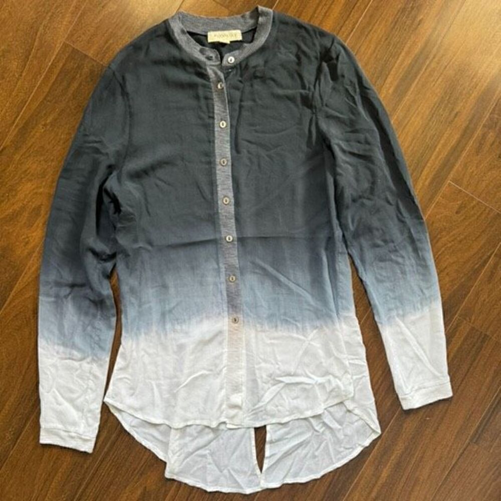 Moon and Sky XS Blue white ombré long sleeve button up shirt